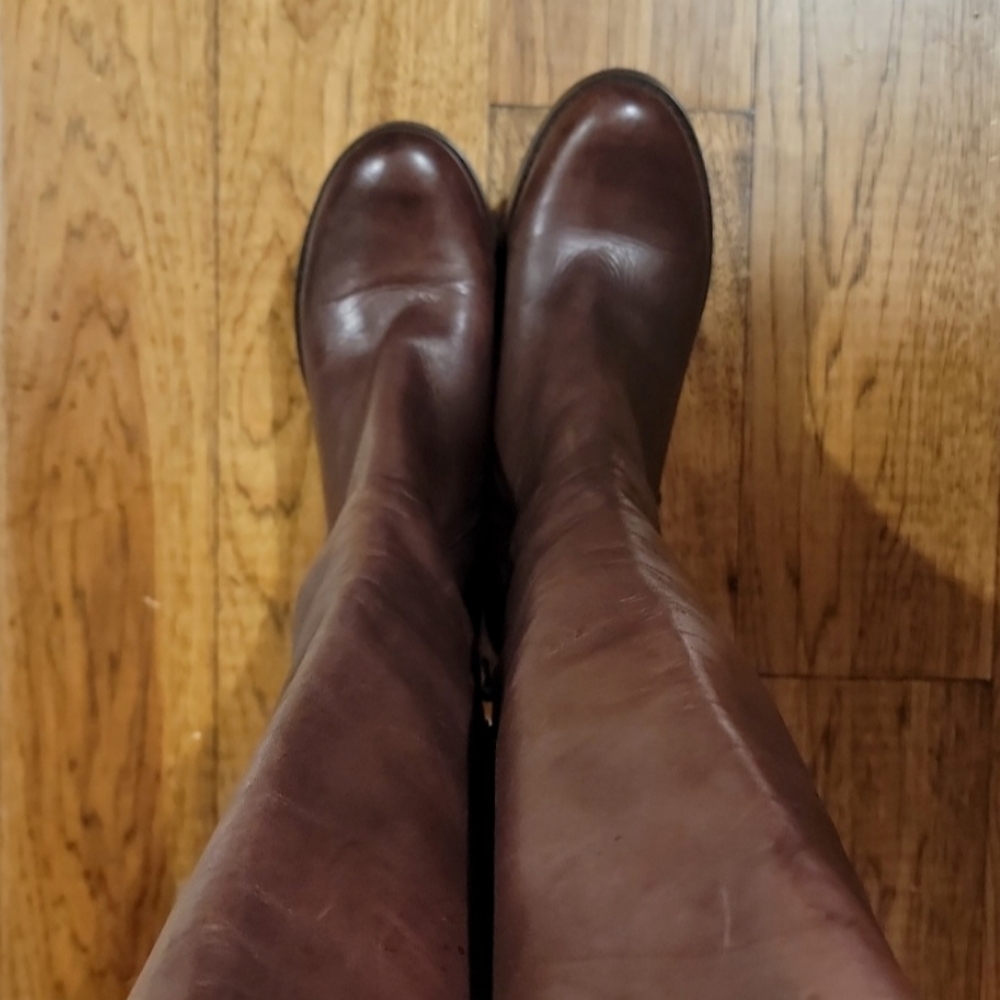 Women's Leather Riding Boot - Picture 3 of 4